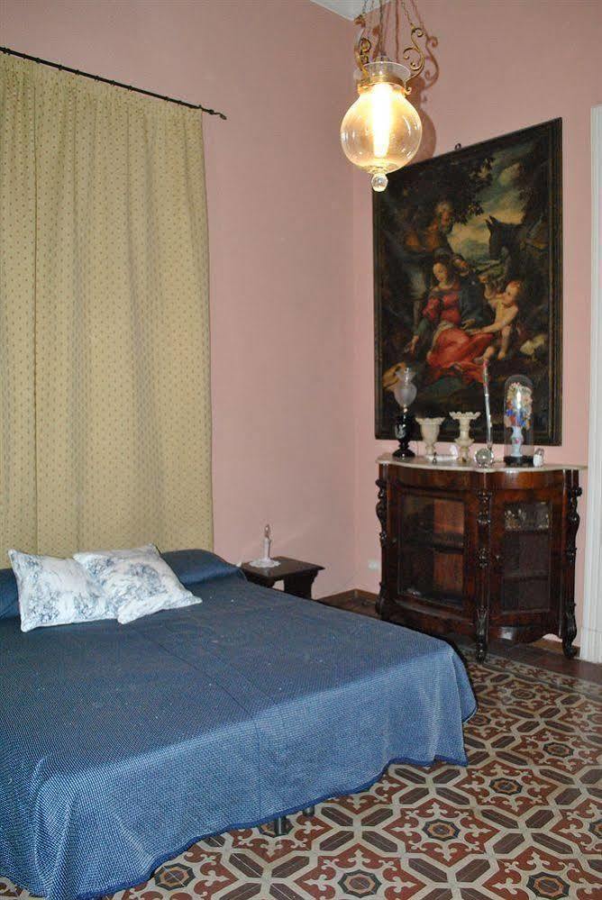 A Casa Di Laura Bed and Breakfast CTA Exteriör bild